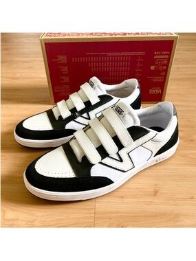 Vans Lowland ComfyCush Hook And Loop Shoes Mens
12.0 US